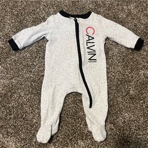 Calvin Klein Jeans 0-3 month gray sleeper